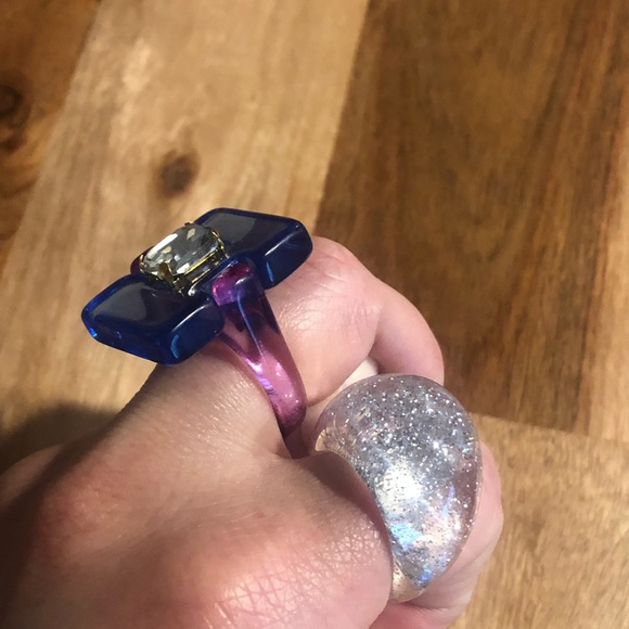 Fashion Rings - Picture 9 of 11